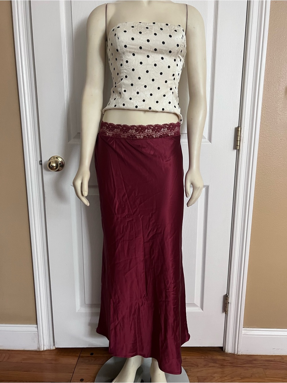 Princess Polly The Charmaine Maxi Skirt Burgundy - Picture 10 of 14